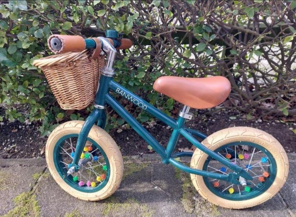 Banwood loopfiets met helm - zo goed als nieuw, Ophalen