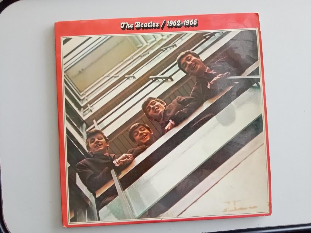The Beatles - 1962-1966 (Red Album) Dubbel LP, Cd's en Dvd's, Vinyl | Pop, Gebruikt, Ophalen of Verzenden, 1970 - 1979, 12 inch