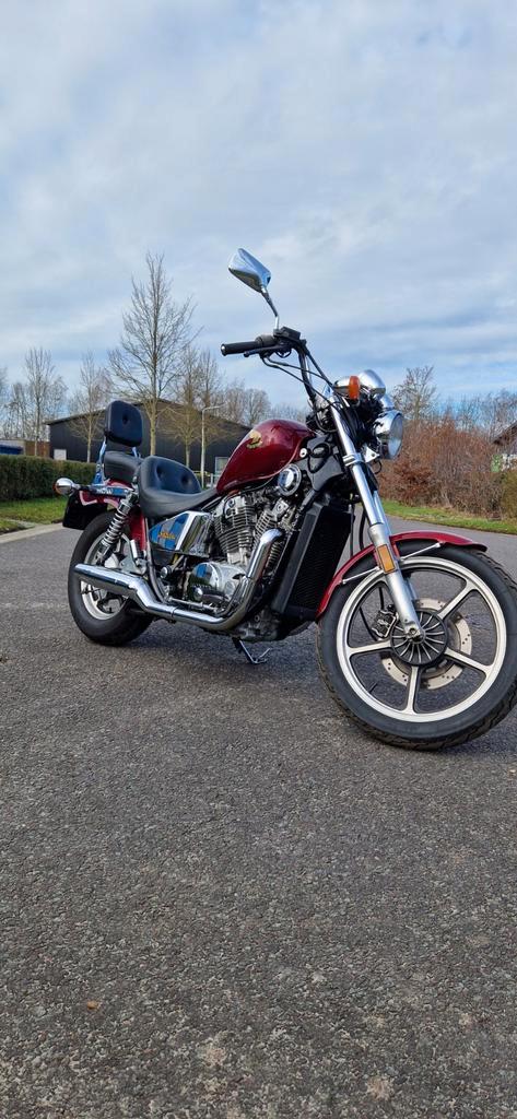 Honda VT 700 C 1986, Motoren, Motoren | Honda, Particulier, Chopper, meer dan 35 kW, 2 cilinders, Motorrijbewijs A, Cardan-aandrijving