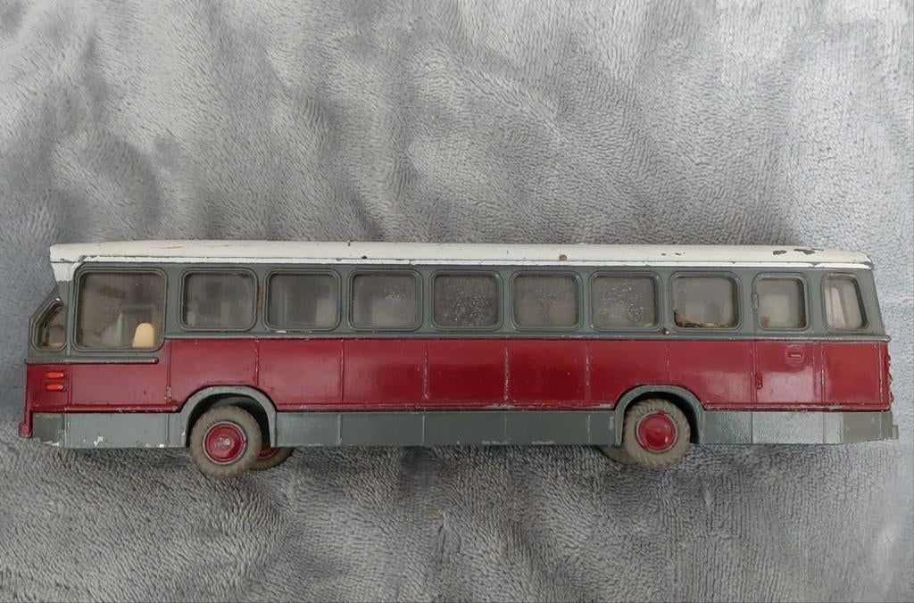 Oude DAF modelbus, rood met grijs en wit, Overige merken, Gebruikt, Auto, Groter dan 1:32