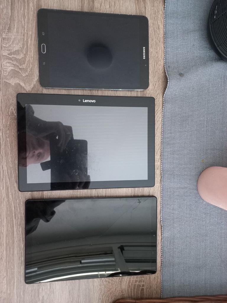 3 defecte tablets, waaronder Lenovo M10 HD, Ophalen of Verzenden