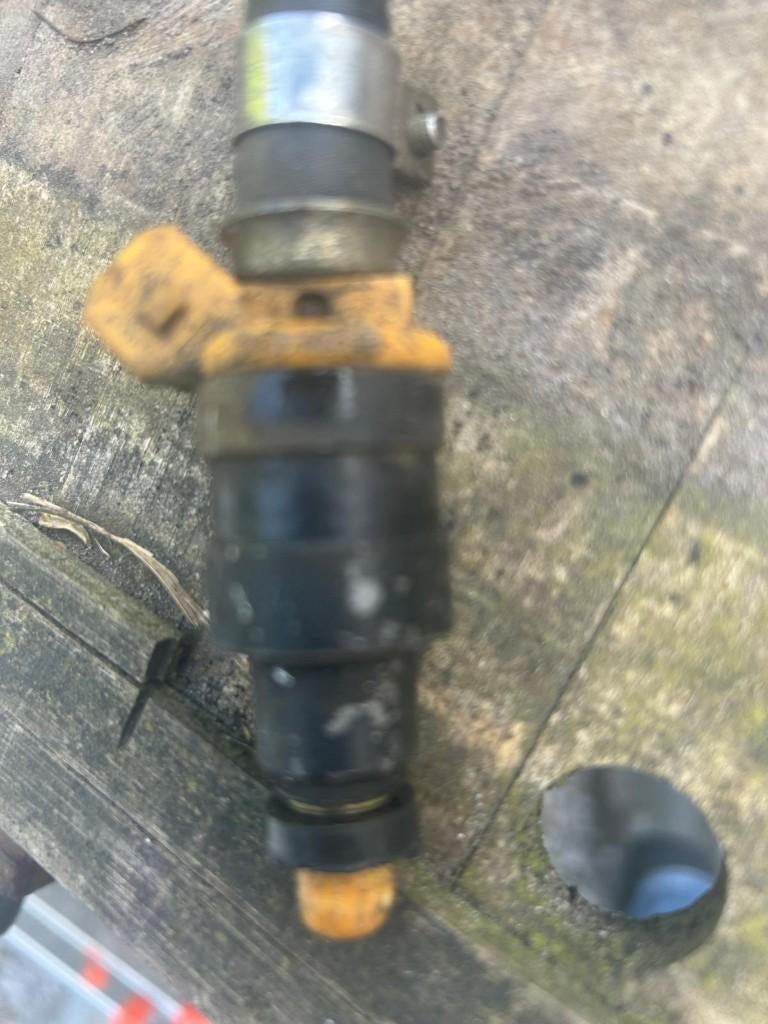 Gele Injectors L Jetronic  Bosch 0 280 150 205, Auto-onderdelen, Brandstofsystemen, Ophalen of Verzenden, Nieuw, Alfa Romeo