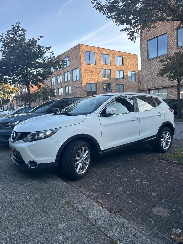 Nissan Qashqai 1.2 Dig-t 85KW 2WD 2014 Wit, Auto's, Nissan, Voorwielaandrijving, Stof, Zwart, 4 cilinders