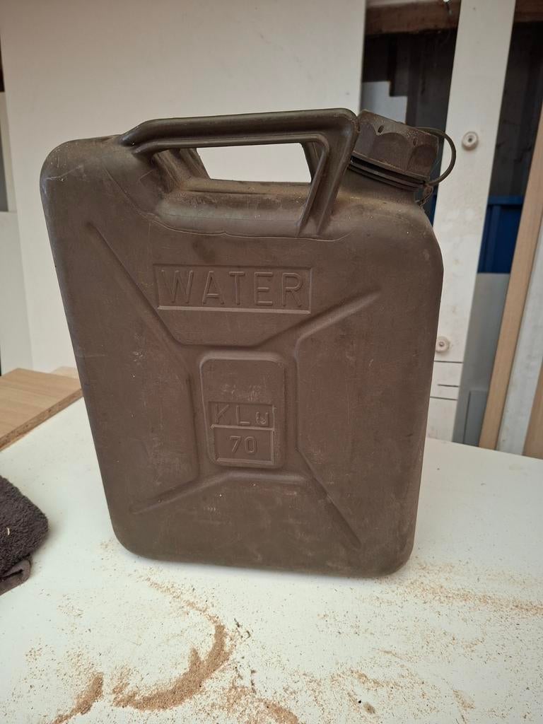 Jerrycan     plastic ideaal voor bv benzine, Ophalen, Nieuw