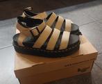 Dr. Martens sandalen, Ophalen of Verzenden, Nieuw, Beige, Sandalen of Muiltjes