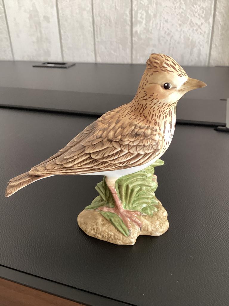 GOEBEL VELDLEEUWERIK JAARVOGEL 2019, Ophalen, Nieuw, Vogel, Beeldje of Figuurtje