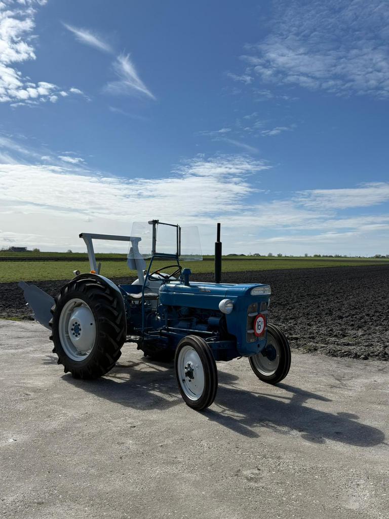 Ford super dexta tractor, Ophalen, 2500 tot 5000, Oldtimer, Ford