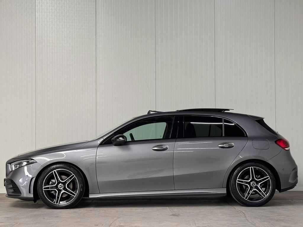 Mercedes-Benz A-klasse 180 AMG Aut. PANO l MATRIX l EL-STOEL, 136 pk, Gebruikt, 4 cilinders, Origineel Nederlands