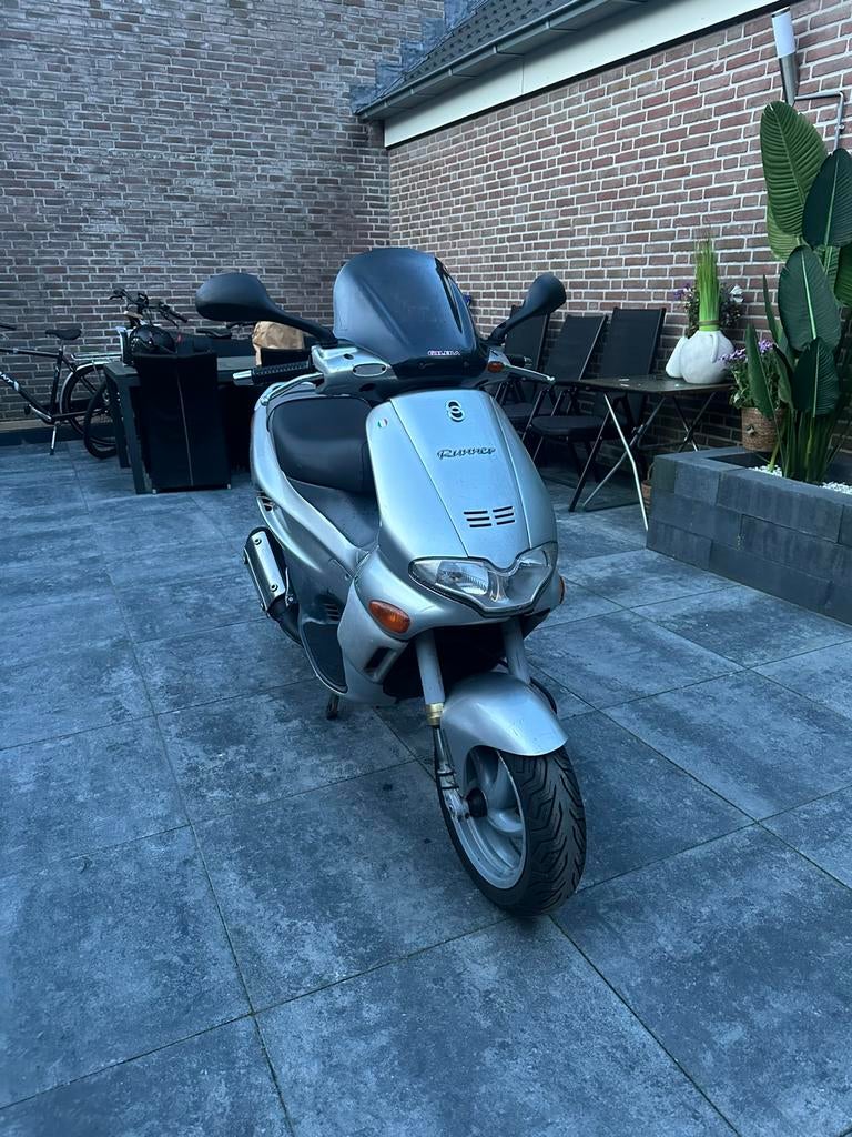 Originele gilera runner 180cc FXR, Ophalen of Verzenden, Zo goed als nieuw, Piaggio