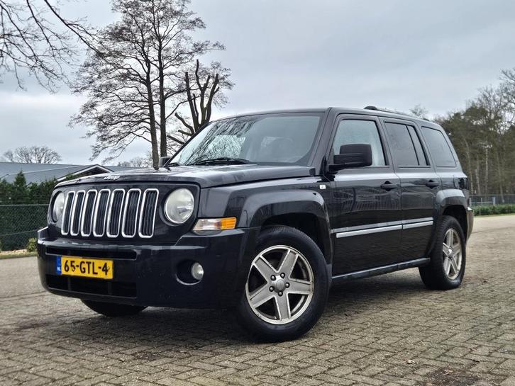 Jeep Patriot 2.4 Ltd Liberty 4x4 (bj 2008, automaat), Auto's, Jeep, Bedrijf, Te koop, Patriot, Airbags, Airconditioning, Alarm