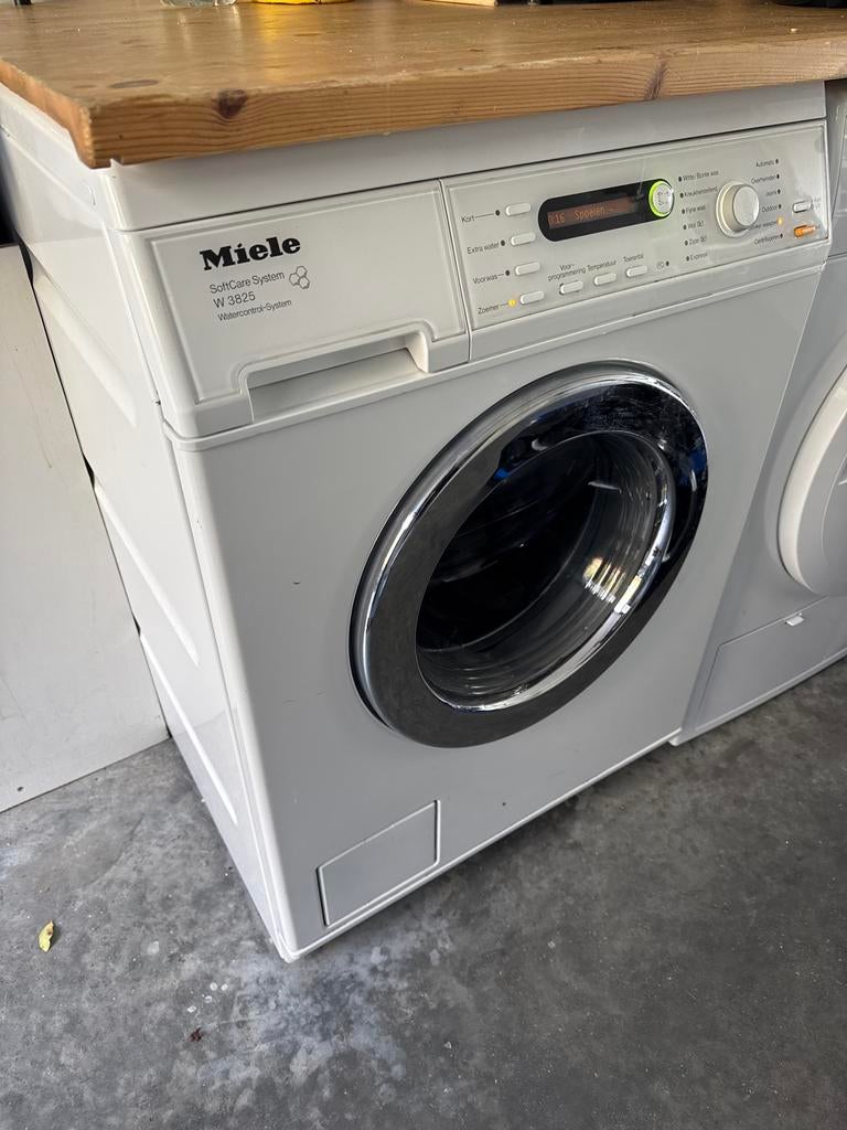 Miele SoftCare System W3825 Wasmachine - 100% werkend, Witgoed en Apparatuur, Wasmachines, Ophalen, Gebruikt, Voorlader, Wolwasprogramma