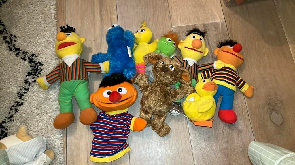 Set samsamstraat knuffels, Overige karakters, Overige typen, Ophalen of Verzenden, Zo goed als nieuw