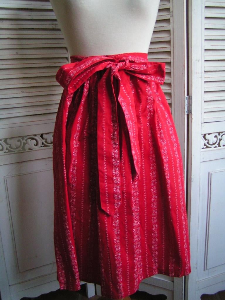 tiroler dirndl schort maat 40 nr SS 1024, Verzenden, Zo goed als nieuw, Maat 38/40 (M), Overige thema's