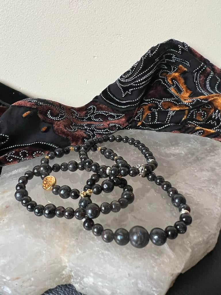 Nuummiet tovenaarssteen beschermt intuïtie power uniek, Ophalen of Verzenden, Nieuw, Zwart, Met edelsteen