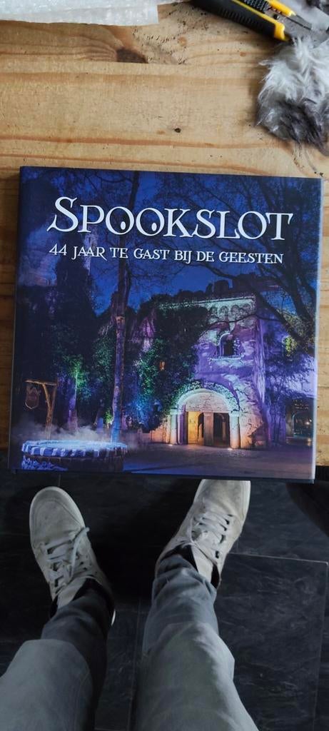 Efteling Spookslot 44 jaar Boek met Handtekeningen, Verzamelen, Efteling, Ophalen of Verzenden, Overige typen