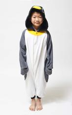 Grijze pinguin onesie 128-134 Pak Kostuum Grijs Wit Geel, Kinderen en Baby's, Ophalen of Verzenden, Zo goed als nieuw, 134 t/m 140