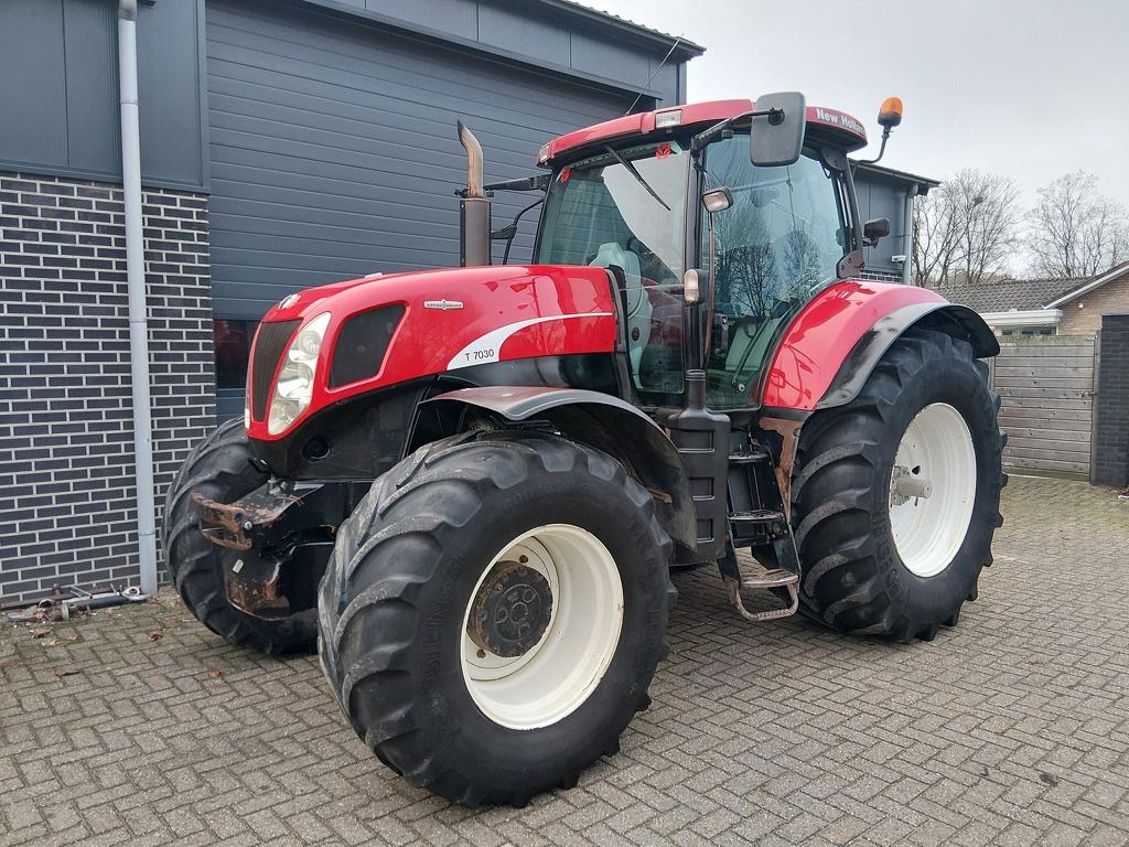 New Holland T7030 Autocommand, Lungo Stura Lazio 19
10156  Turin, IT, Meer dan 10000, Cnh.italia@pec.cnhind.com, Meer dan 160 Pk