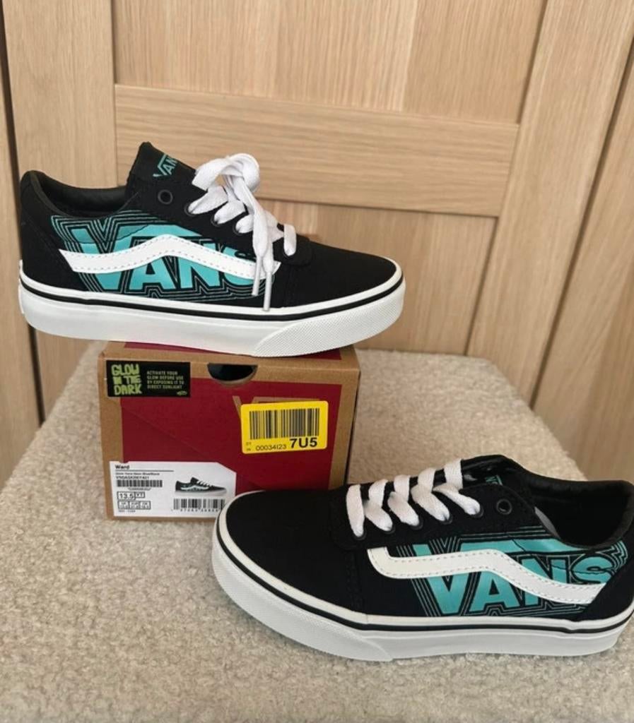 Nieuwe Vans Glow in the Dark sneakers - Maat 31, Ophalen of Verzenden, Nieuw, Jongen of Meisje, Schoenen