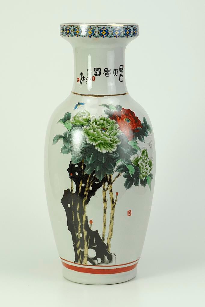 Porseleinen vaas, Ophalen