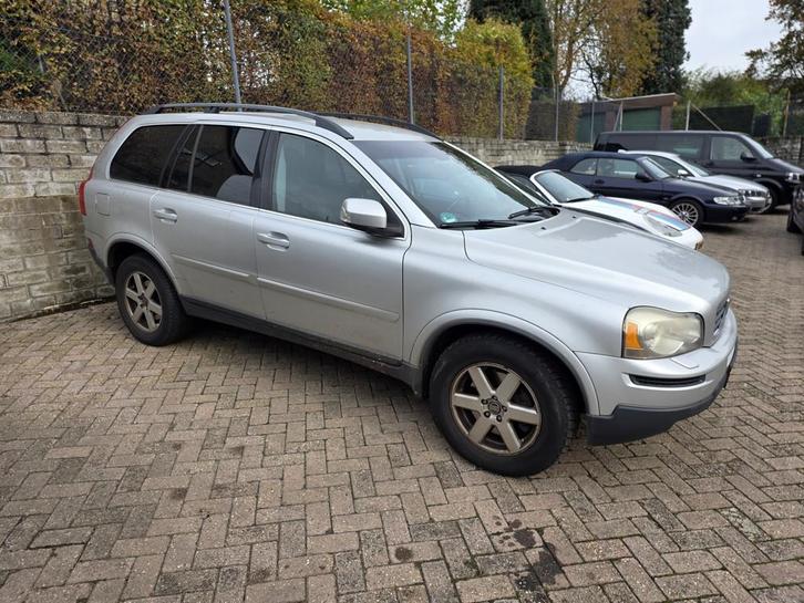 Volvo XC90 2.4 D5 Momentum 5p. Drives and runs great, Auto's, Volvo, Bedrijf, Te koop, XC90, 4x4, ABS, Airbags, Airconditioning