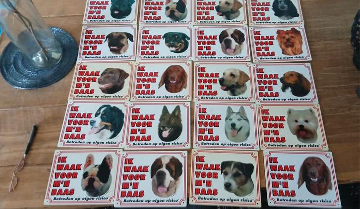 Hier waak ik.. honden, Dieren en Toebehoren, Honden-accessoires, Zo goed als nieuw, Ophalen of Verzenden