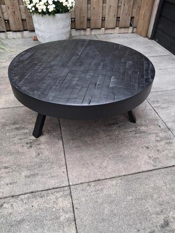 Zwarte metalen salontafel van mangohout merk Goossens. Ø74cm beschikbaar voor biedingen