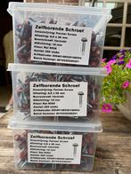 Nieuwe zelfborende schroeven, Doe-het-zelf en Verbouw, IJzerwaren en Bevestigingsmiddelen, Verzenden, Zo goed als nieuw
