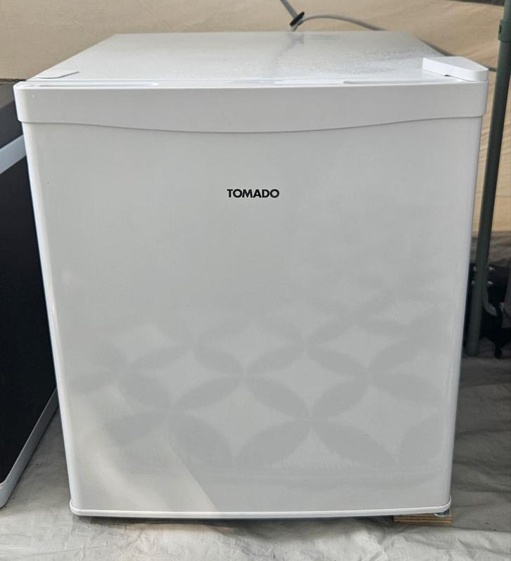 Nette Tomado mini / kleine vriezer -> Ophalen 21/8 in Vinkel, Witgoed en Apparatuur, Vriezers en Diepvrieskisten, Vrijstaand, Minder dan 85 cm