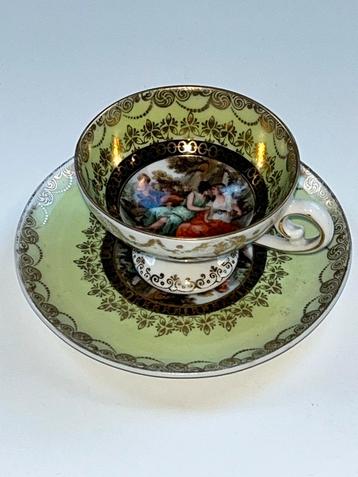 Antique Royal Vienna porcelain gold handpainted cup & saucer beschikbaar voor biedingen