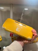 Nintendo switch lite geel met beschermhoes en doos, Spelcomputers en Games, Games | Nintendo Switch, Avontuur en Actie, Ophalen of Verzenden