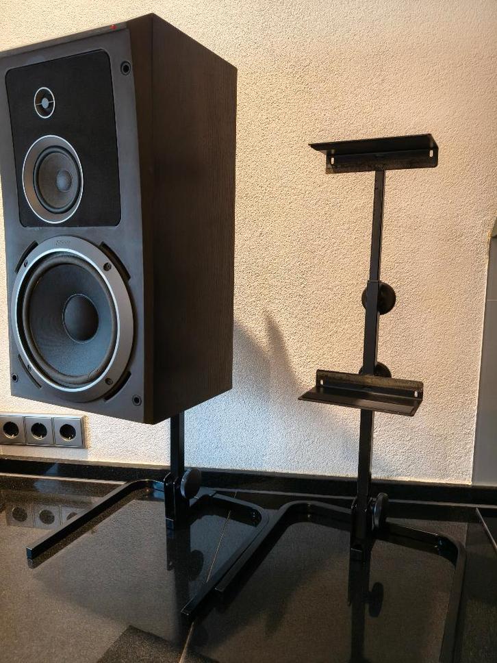 Vintage luidspreker stands. [ NETTE STAAT! ], Audio, Tv en Foto, Luidsprekers, Gebruikt, Front, Rear of Stereo speakers, Minder dan 60 watt