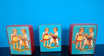 GEOBRA  W.Germany  blikken speelgoed spaarpotten  beschikbaar voor biedingen