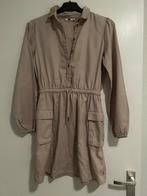 Beige jurk merk we maat 164, Ophalen of Verzenden, Zo goed als nieuw, Meisje, Jurk of Rok