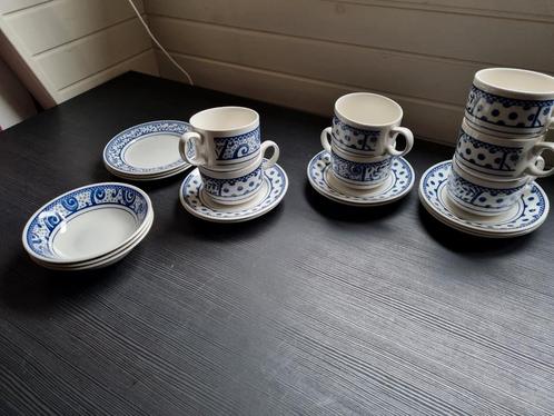 Churchill blauw wit serviesdelen, Huis en Inrichting, Keuken | Servies, Ophalen of Verzenden