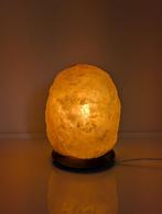 Himalaya zoutlamp met schakelaar incl. lampje, hoogte= 16 cm, Huis en Inrichting, Lampen | Tafellampen, Ophalen of Verzenden, Minder dan 50 cm