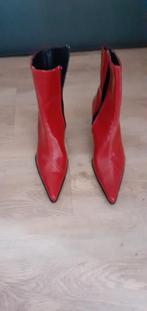 Rode dames laarzen maat 38, Kleding | Dames, Schoenen, Ophalen of Verzenden, Zo goed als nieuw, Rood, Hoge laarzen