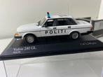1:43 Volvo 240GL POLITI-Scandinavia-new in OVP, Hobby en Vrije tijd, Modelauto's | 1:43, Ophalen of Verzenden, Nieuw, Auto, MiniChamps