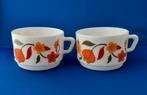 2 Arcopal koffie/ thee kopjes, Huis en Inrichting, Keuken | Servies, Ophalen of Verzenden, Overige stijlen, Kop(pen) en/of Schotel(s)