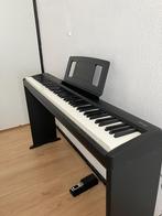 Roland FP-10 Digitale Piano + Standaard & Pianokruk, Muziek en Instrumenten, Piano's, Ophalen, Zwart, Digitaal, Zo goed als nieuw