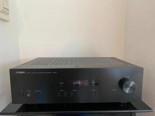 versterker YAMAHA., Audio, Tv en Foto, Versterkers en Receivers, Zo goed als nieuw, Stereo, 60 tot 120 watt, Yamaha, Ophalen of Verzenden