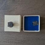 Twee zilveren PTT pins, Ophalen of Verzenden, Zo goed als nieuw