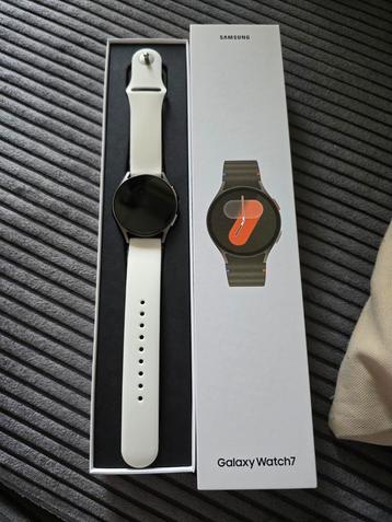 Samsung Smartwatch 7 beschikbaar voor biedingen
