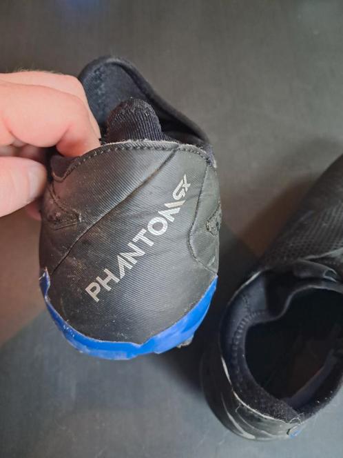 Voetbalschoenen Nike Phantom 41, Sport en Fitness, Voetbal, Gebruikt, Schoenen, Ophalen of Verzenden