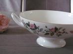 Wedgwood Hathaway Rose Groente Schaal op Voet, Wedgwood, Schaal of Schalen, Keramiek, Ophalen of Verzenden