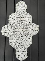 Prachtig kanten kleedje, Ophalen of Verzenden