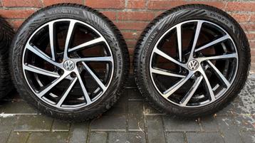 Orginele 16 inch VW Velgen & Vredestein Banden - All Season beschikbaar voor biedingen