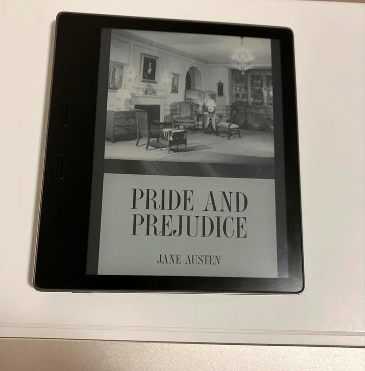 Amazon Kindle Oasis 9e - 8GB - E-reader, Computers en Software, E-readers, Zo goed als nieuw, 7 inch, 8 GB, Bluetooth, Touchscreen