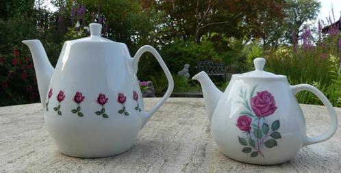 Rode Rozen 2 x Mosa Theepot en Roosjes Serveer met Hengsel, Huis en Inrichting, Keuken | Servies, Nieuw, Overige typen, Overige stijlen