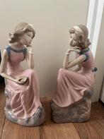 Casades Spaans porselein boekensteunen meisje met boek, Ophalen of Verzenden