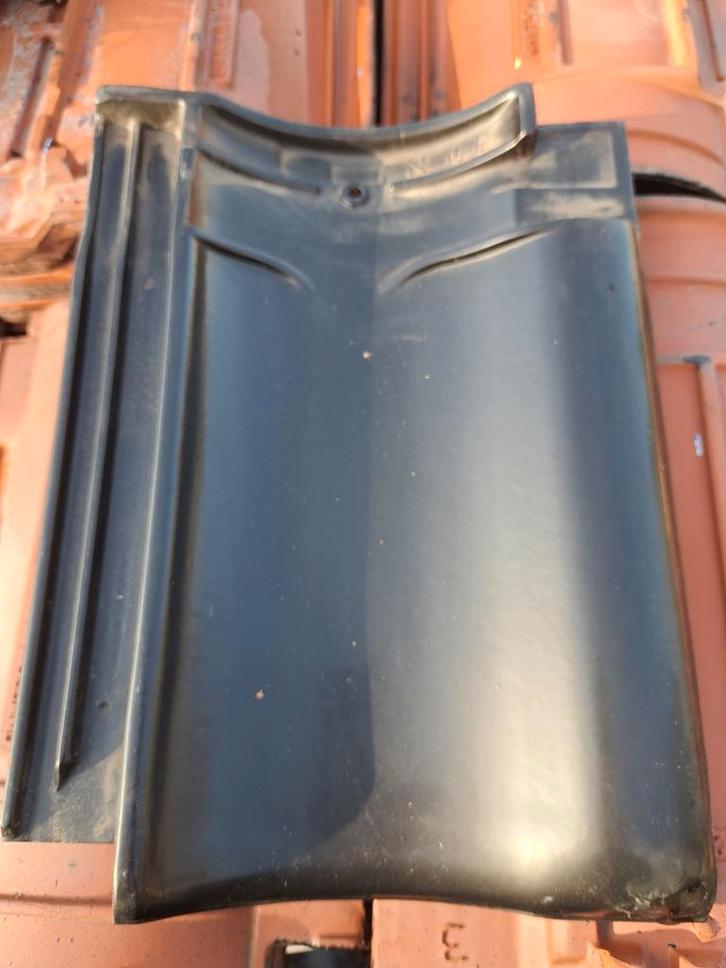 Monier Dakpannen Zwart Geglazuurd - ca. 280 stuks, Doe-het-zelf en Verbouw, Dakpannen en Dakbedekking, Dakpannen, Steen of Klei